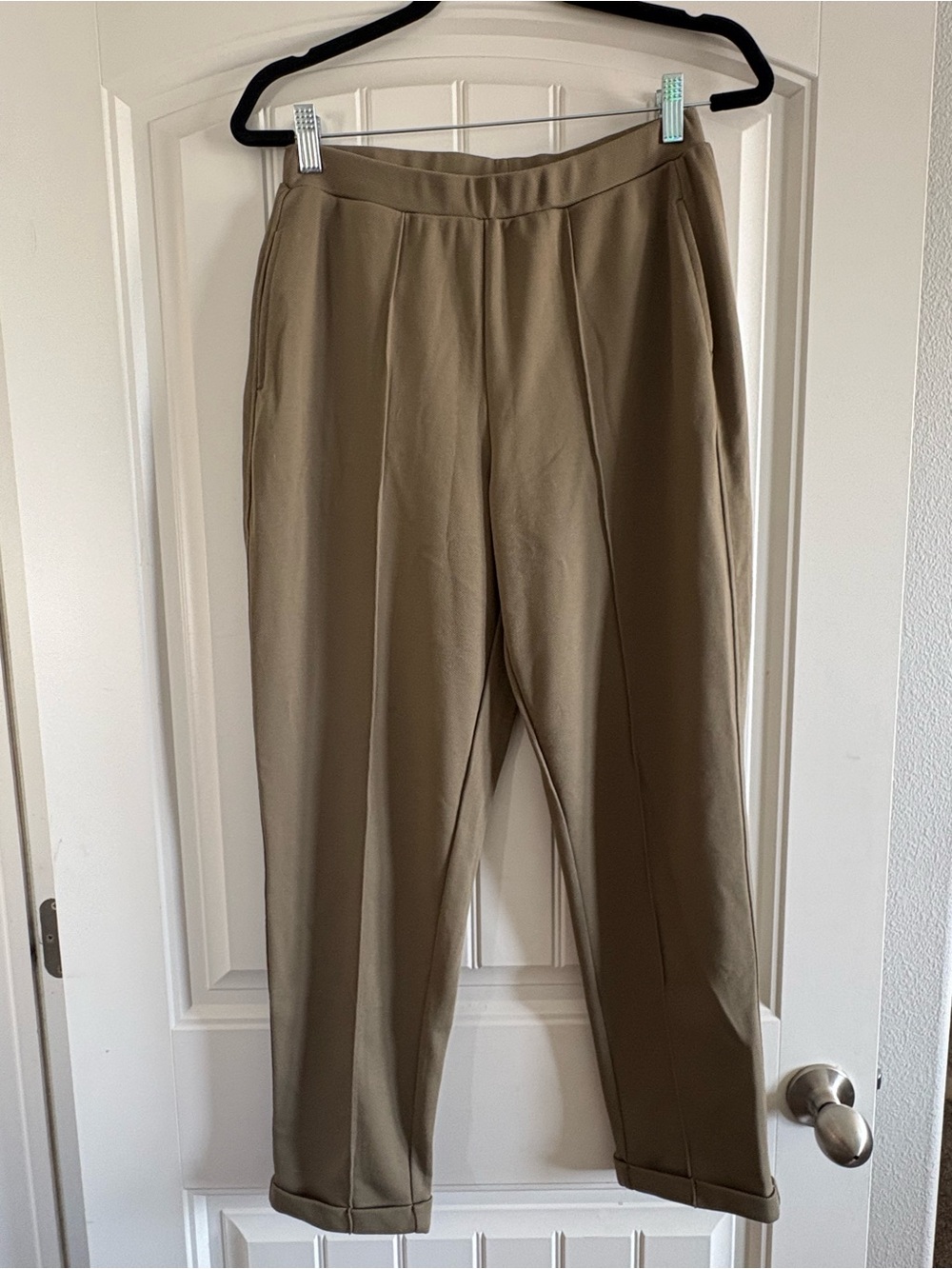 Women's Straight Leg Dress Pants in Olive Green
